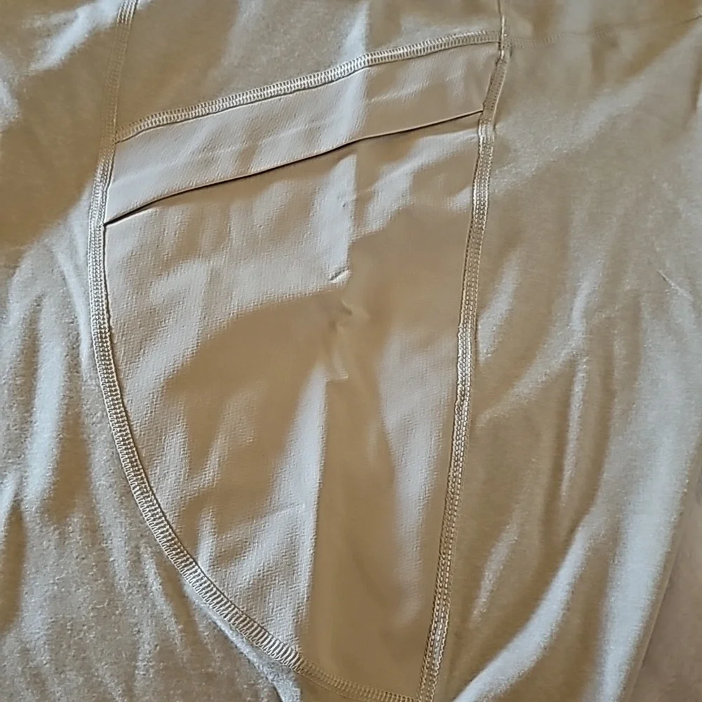 Old Navy Leggings (Plus Size) - Picture 5 of 9